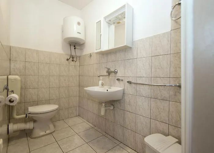 Jaksa Apartmán Vis